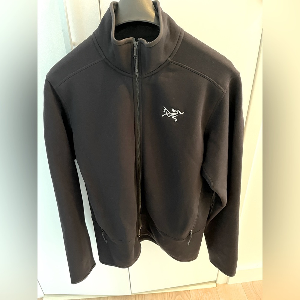 Brand new Arcteryx Black Fleece, size medium